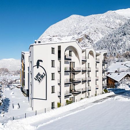 Lifesteil Aparthotel Umhausen Exterior photo