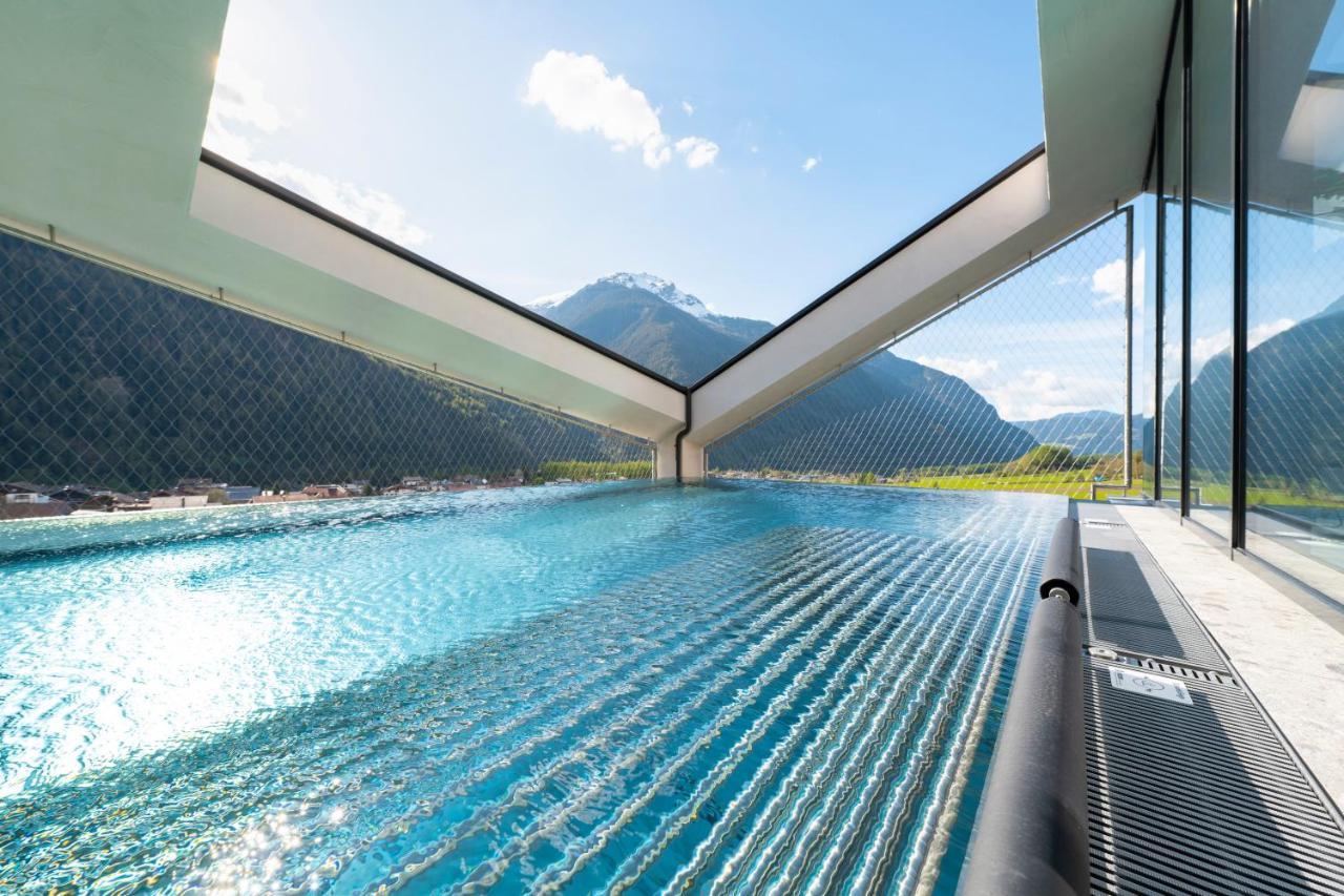Lifesteil Aparthotel Umhausen Exterior photo
